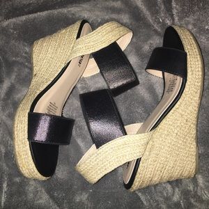 ANDREA WEDGES
